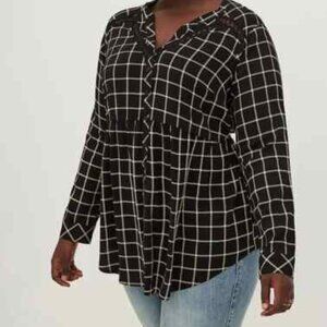 Torrid Textured Rayon Plus Size Black and Beige Plaid Relaxed Long Sleev…